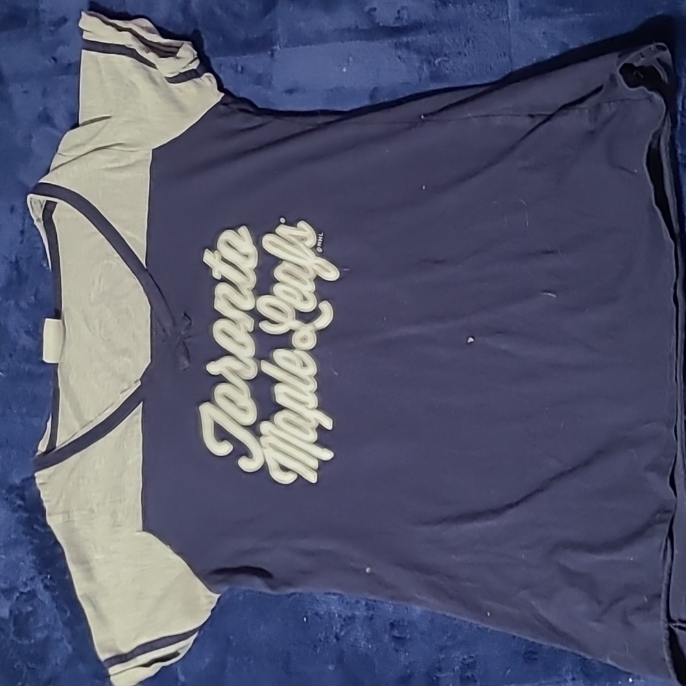 Toronto Maple Leafs Vneck